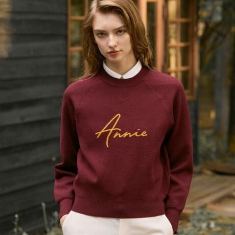 [^ԁF08514005]ySfAȂꊴڂAnnieWJ[hjbgz悢ӂ݂Aɂ肵҂ݒngpyĒg`N`NɂfށuAnnieṽIWiSfUCANZgyz_uWJ[hŗ̓Iɕ҂ݗĂAl̂߂̃SjbgvI[o[Bvgł͏oȂA҂ݒnȂł͂̂ӂƂƉŝ\͂łBɂA悭n̂҂ݒnŁAꂢȃVGbgL[vBXEFbĝ悤ȊoŒĂ܂BI[o[߂ȂTCYŁAR[gɃCĂ΂炸A{gXI΂Ȃ̂Œ񂵗͂ꖇBVvȂ݊̂ꖇłByfށzƖڂ̋l܂_uWJ[h҂݂ŁAӂƂȂy₩ȒSnłByĒg`N`NɂfނŁAG̗ǂłBƖ̊֌WɂAۂFČꍇ܂B܂Ap\REX}[gtHȂǂ̊ɂA኱iƉ摜̃J[قȂꍇ܂B