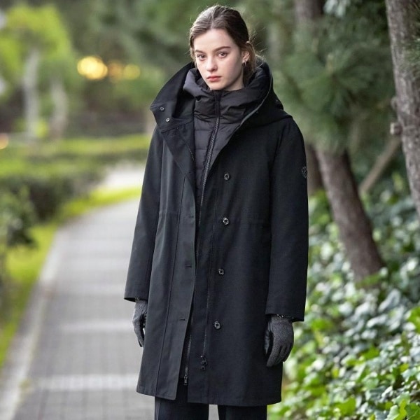 大人百花冬号掲載 モデル美香さん着用】ブルーフォックスファーロング