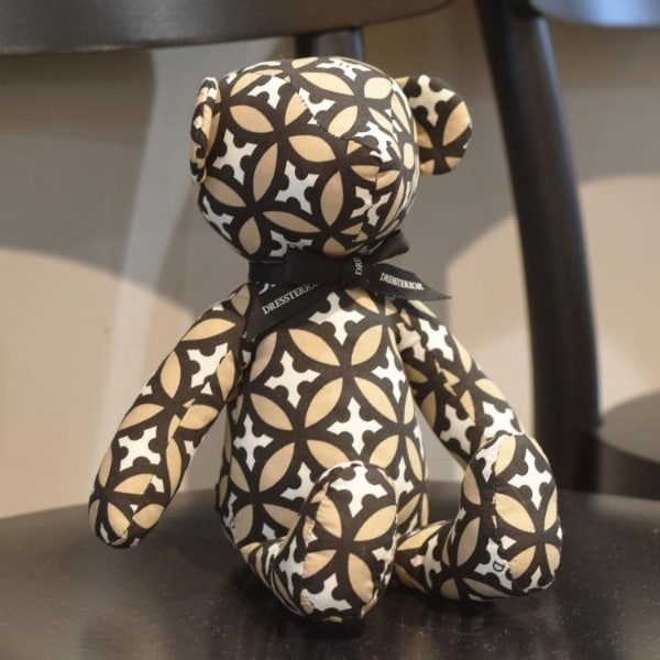 [}C]I[o[bvT[N efBxA/hXeAiDRESSTERIORj x[Wi152j