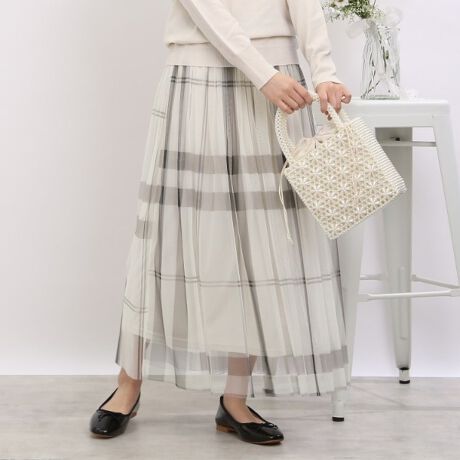 かわいいお仕事服フレアスカート