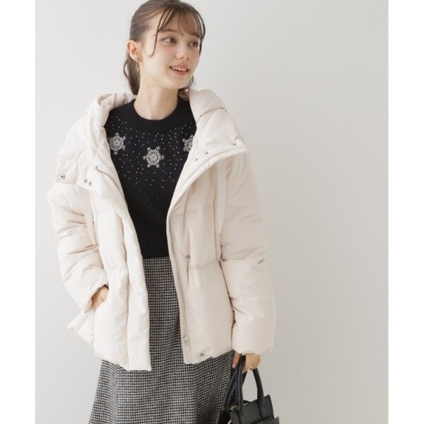 新品 クチュールブローチ 愛されダウン 40L アイボリー ペプラムダウンコート 冬の名品・撥水】愛されダウン（ダウンジャケット/コート） | Couture