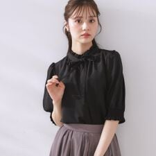 【5分袖・通勤】リボンタイ付きピコフリル5分袖ブラウス | クチュールブローチ(Couture Brooch)