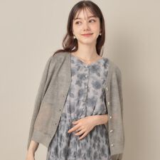 クチュールブローチ(Couture Brooch)の【秋カラー・オシャレな透け感】ダブルパール調シアーカーディガン