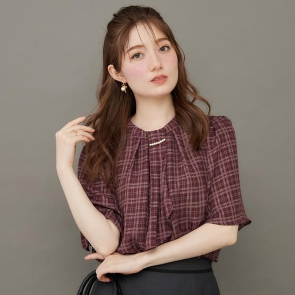 【大人フェミニン・華奢見え・通勤】フロントフリルシャツ 大人フェミニン・華奢見え・通勤】フロントフリルシャツ（シャツ