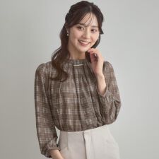 クチュールブローチ(Couture Brooch)の【大人可愛い・パール取り外し・通勤】・タックタイチェック柄ブラウス