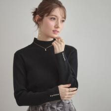 クチュールブローチ(Couture Brooch)の【多機能・フェミニン】パール調リブニット