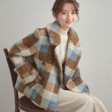 クチュールブローチ(Couture Brooch)のプードルボアショートコート