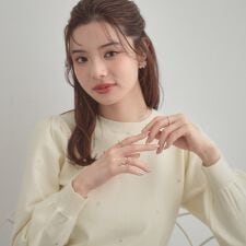 【着映え】ハートドットラメ刺繍ニット