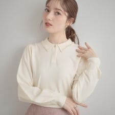 パール調衿ニット