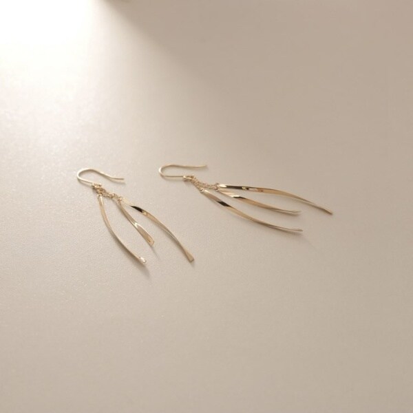 ココシュニック ♡カットビーズフリンジロングピアス K10長アズキ