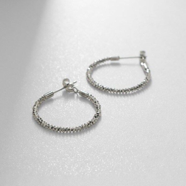 プラチナ カットビーズ フープピアス | ココシュニック(COCOSHNIK