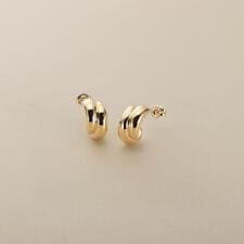 K10プランプシフテッドフープ スタッドピアス