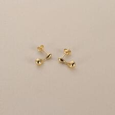 K18中空ペアシェイプ大小 スタッドピアス