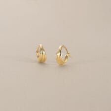 K18甲丸トリプル フープピアス