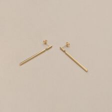 K10中空バースウィング スタッドピアス