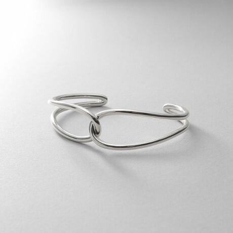 [^ԁF76751258]ꂽVvƌIȃfUC͂̃Xg[NoOB炩ȃC̃Xg[NfUCBVvȂ݊茳ɃCpNg^܂BfUC̃S[hi767|51257jAV[ỸoOi767|51259A767|51260j܂B̏i͕ϐFɂĂuNAR[eBOv\ʂɎ{Ă܂BYɂAdl␡@Ɍ̍܂B\߂BƖ̊֌WɂAۂFČꍇ܂B܂Ap\REX}[gtHȂǂ̊ɂA኱iƉ摜̃J[قȂꍇ܂BwȉCɂ RRVjbN̏i̓WG[ׁ̈Aʏ̂Z^[ł̏C̑Ήł܂B iƕiؖQA߂̒cXւB CeɂĂ͗L̏ꍇ₨󂯂łȂꍇ܂B VbvXgEA͂萔łARRVjbN̂舵VbvłmF肢v܂B