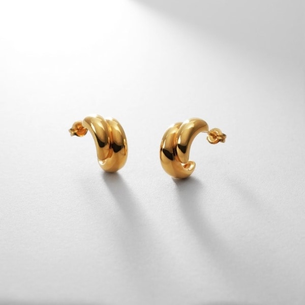 Ru.アクセサリーちゃっぴーさま 🫧新作🪄3色展開のフープピアス🫧】 | 京都ポルタ