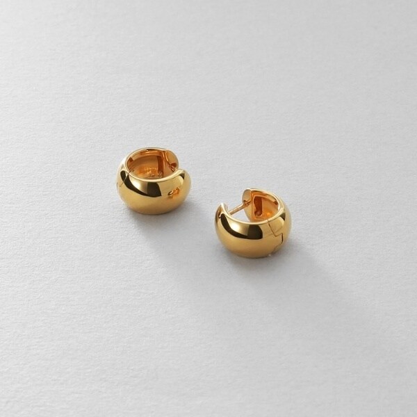 ココシュニック⭐︎一粒ダイヤピアス COCOSHNIK ピアス K10ダイヤモンド ダイヤシェイプ スタッド