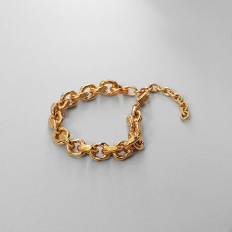 [^ԁF76741278]@ׂƑ݊AvZꂽtHB̃P[u`F[ɃX[ṽJbg{Ay₩ȒSnƗ̓IȋPfUC`F[uXbgB󂯂đ@ׂ߂JbgʂA`F[̕\LɍʂAVvȂۓIȃANZgɁB̓AWX^[gp18`23cmŒp܂BfUC̃Vo[i767|41279jAfUC̃lbNXi767|31424A767|31425j܂B̏i̓Vo[ɃS[hR[eBO{Ă܂B̂iׂ͕܂ƕό`₷̂ŁA舵ɂ͂ӂBYɂAdl␡@Ɍ̍܂B\߂BƖ̊֌WɂAۂFČꍇ܂B܂Ap\REX}[gtHȂǂ̊ɂA኱iƉ摜̃J[قȂꍇ܂BwȉCɂ RRVjbN̏i̓WG[ׁ̈Aʏ̂Z^[ł̏C̑Ήł܂B iƕiؖQA߂̒cXւB CeɂĂ͗L̏ꍇ₨󂯂łȂꍇ܂B VbvXgEA͂萔łARRVjbN̂舵VbvłmF肢v܂B