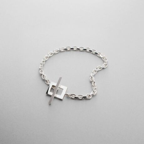 [^ԁF76741287]@ׂȃJbgP[u`F[͂ȃuXbgBN^O}efUĆAV[vƏ_炩˔Aǂȕɂ킹₷̂By₩ɗh`F[Aтɔ˂Ă܂BVo[Ȃł͂̉₩ȋPA킩ʂȃV[܂ŕL􂵂܂B17cm̂ƂȂ܂BfUC̃S[hi767|41286jAfUC20cmi767|41288A767|41289jAV[ỸlbNXi767|31437A767|31438j܂B̏i͕ϐFɂĂuNAR[eBOv\ʂɎ{Ă܂BYɂAdl␡@Ɍ̍܂B\߂BƖ̊֌WɂAۂFČꍇ܂B܂Ap\REX}[gtHȂǂ̊ɂA኱iƉ摜̃J[قȂꍇ܂BwȉCɂ RRVjbN̏i̓WG[ׁ̈Aʏ̂Z^[ł̏C̑Ήł܂B iƕiؖQA߂̒cXւB CeɂĂ͗L̏ꍇ₨󂯂łȂꍇ܂B VbvXgEA͂萔łARRVjbN̂舵VbvłmF肢v܂B