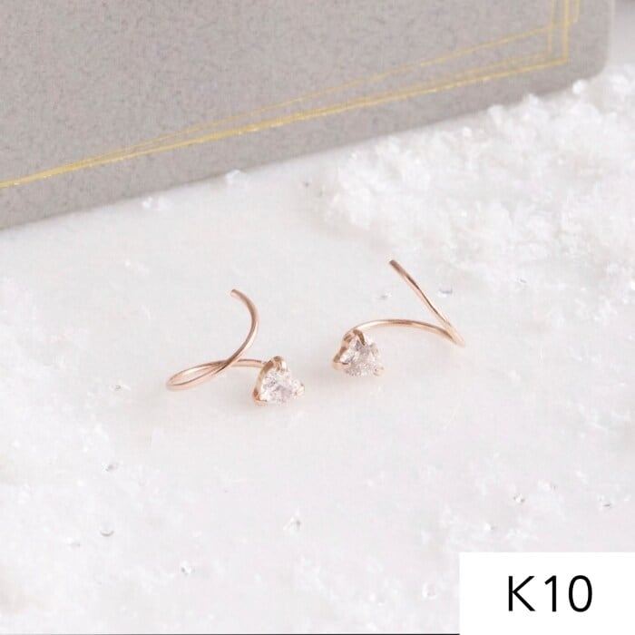 K10】スタイリッシュラインアメリカンピアス／BOXつき