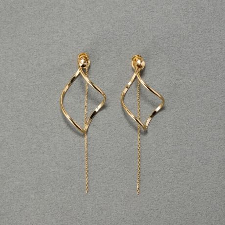 yƃ`F[̃RgXgNbV[Ȉۂ^COzЂ˂̌@ׂȃS[hCƃJbg`F[lۂsIɖ܂BCOɈ|Ă`F[p[cOƁA`[t݂̂̃VvȃCOƂĈۂςĒpł܂BR[fBl[g₻̓̋Cɍ킹ĕtւĂy݂􁦂̏iɂ̓WG[BOX͕t܂BPhoebe/tB[rB[~̂KBANZT[CgWG[uhuPhoebe/tB[rB[v[^:50236-1811-]