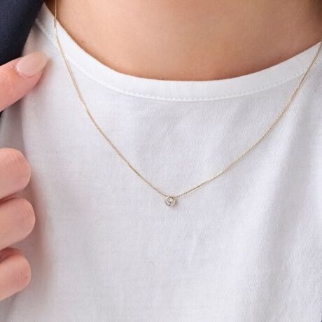 [^:50245-1154-]îm点2025N926fމî߉iĒ܂B܂悤A肢\グ܂By^t[̉肪rW[̋PĂAꗱx[ZbeBOlbNXz ԂȃXg[|CgɂȂVvȃlbNXłBؚȃ`F[Ƒgݍ킹x[VbNŐꂽfUCAiȈۂɁB̃X^CNXAbvĂAԃACełB̏iɂ̓WG[BOX͕t܂B`ɗDjbPt[bL`AM[̕ɂy݂悤AAM[̌ƂjbPقƂǊ܂܂ɁAbL{ANZT[łBKAM[oȂƂƂł͂܂̂ŁA\߂܂BPhoebe/tB[rB[~̂KBANZT[CgWG[uhuPhoebe/tB[rB[v