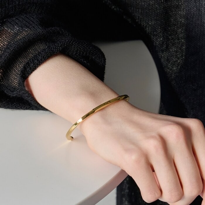 [�}���C]�y�����A�����M�[�Ή��z���C�g�c�C�X�g���^���o���O��/�T�[�W�J���X�e�����X/�t�B�[�r�B�[�iPhoebe�j �S�[���h