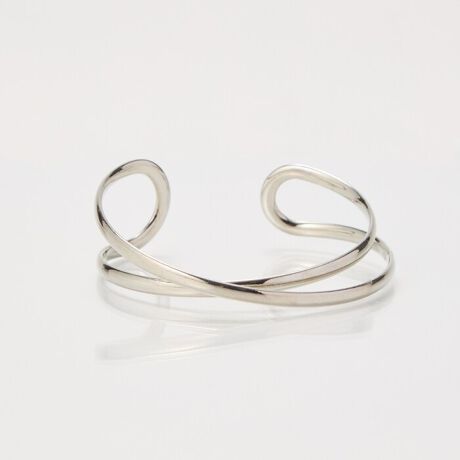 [^:50254-1254-]AM[oɂ̃jbPt[dlTCY:17cm,oO:2.4cm,J:2.0cm,d:20g------------------------------------------yVv~NXŁÃR[fɂȃXpCXz▭ȃoXA茳ɏiŃ[hȈۂvX郏ChoOBVvȂ݊A肰Ȃ؂₩o܂BfC[ɂ͂A؂₩ȂœʂȃV[ɂ҂ЂƂłꊴƍ܂AꂽANZT[łB̏iɂ̓WG[BOX͕t܂B`ɗDjbPt[bL`AM[̕ɂy݂悤AAM[̌ƂjbPقƂǊ܂܂ɁAbL{ANZT[łBKAM[oȂƂƂł͂܂̂ŁA\߂܂BPhoebe/tB[rB[~̂KBANZT[CgWG[uhuPhoebe/tB[rB[vîCɓo^n[g}[NNbNACɓɓo^i̍ēגʒmAXg1_̒ʒmAZ[̒ʒm󂯎邱Ƃł܂BuĥCɓo^ViēדAuĥȏ󂯎邱Ƃł܂B