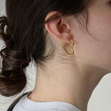 【金属アレルギー対応】グロウハートフープワンタッチピアス　ゴールド/ステンレス