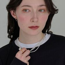 3連ビーズパールネックレス