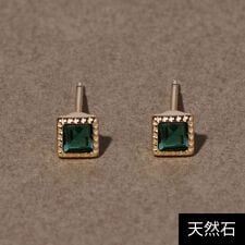 【K10】スクエア天然石ピアス／グリーンクォーツ