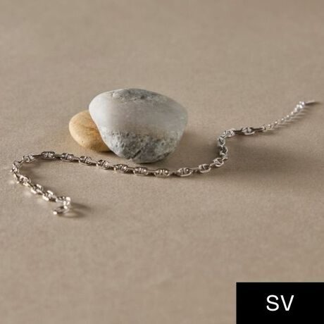 [^:29243-1203-]yRozy by JUPITERz`ɂAJ[C[Wꂽ}[i`F[̃uXbgB悢{[ŒPił݊^Ă܂BfC[gɂ҂ŁAd˕t₷fUCłBs@tEgp͏_炩zŕ\ʂɂ@ĂBE_₷fނ̂߁AȂׂCɂӂȂ悤ȏԂɂĕۊǂĂBE񂾂ϐFꍇ́Ap̃NXŎꂵĂBES[hR[eBOĂ鏤íAܓ̃WG[pNX̂gp͂TB