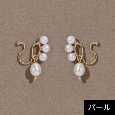 【K10】淡水パールイヤリング