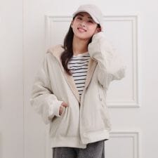 ピンクラテ(PINK-latte)のリバーシブルフェイクファーブルゾン