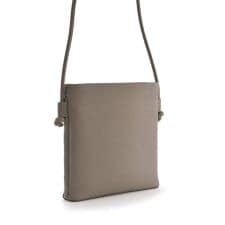 バルコス(BARCOS)の【BARCOS/バルコス】シュリンクレザーノットモチーフポシェット