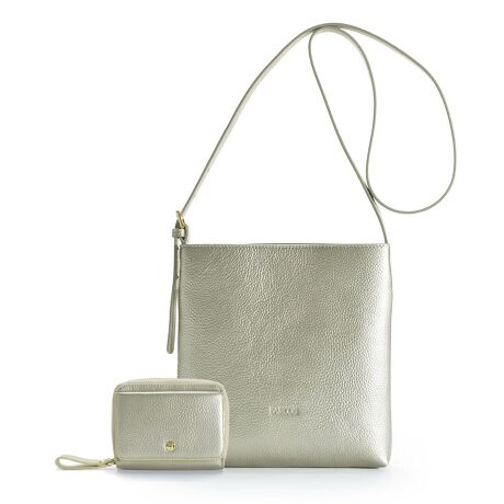 [^:BTV888FFSET]}bgȎ̃VNU[gp|VFbgƍz̃ZbgB׋C𕥂ƂJ^t[c"΂݂"̐Fꂽ킷uΐFvA^ĂԂƌuFvƁAԂ́uFvAlĆuFv4FɂȂĂ܂BDɐ܂ڂtÂ炭Aɂ̎g₷ڎwxXgTCYGLEHbg|e sbRBDJ[h|PbgɒʂĎ[邱ƂŐ܂ڂtÂ炭A֕̃J[h|Pbg̗pĂ̂ŁAzJɕKvȃJ[hڂł킩悤ɂȂĂ܂BVvȃfUC̃VNU[gp`|VFbǵAו̏oꂪ₷}Olbg̊JBobOɃI[v|PbgtĂ܂BwʑɂI[v|PbgAX}zJ[hP[X̎[ɕ֗łB܍znJ`AL[P[XȂǂ̂oɕKvȉו[łTCYɂȂĂ܂B