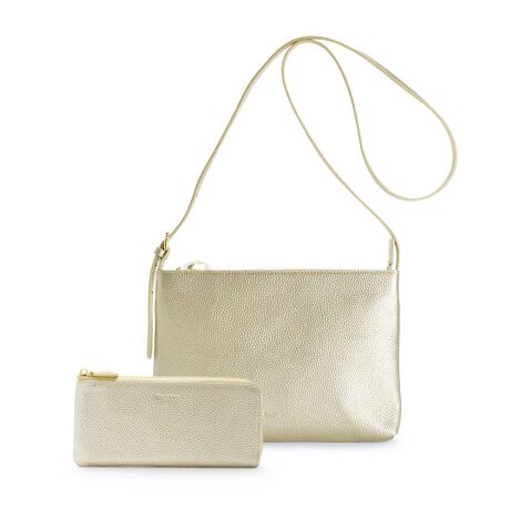 [^:BTV668SET]ȗAlCւ钷ztF[`FL^ƃ|VFbg̃ZbgłB|VFbǵAtF[`FƂ̑fށAJ[Ŏdグ܂BtF[`FɃVftBbgAvZꂽTCÝBz̑ɁAX}z蒠AnJ`Ȃǂ܂Ă傫łBJ̓t@Xi[ŁAtF[`FƓg~h炢܂Bzƃ|VFbgꏏɎgƁA܂g[^R[fBl[gByɃnCZXȃR[fBl[gy݂܂BЁAzƂŎgāAgKh茳Ɍ}܂傤B