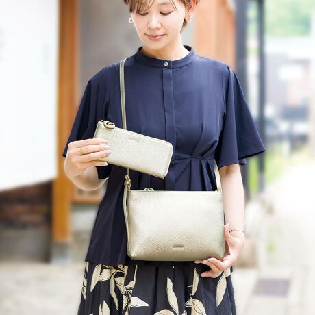 [^:BTV668SET]ȗAlCւ钷ztF[`FL^ƃ|VFbg̃ZbgłB|VFbǵAtF[`FƂ̑fށAJ[Ŏdグ܂BtF[`FɃVftBbgAvZꂽTCÝBz̑ɁAX}z蒠AnJ`Ȃǂ܂Ă傫łBJ̓t@Xi[ŁAtF[`FƓg~h炢܂Bzƃ|VFbgꏏɎgƁA܂g[^R[fBl[gByɃnCZXȃR[fBl[gy݂܂BЁAzƂŎgāAgKh茳Ɍ}܂傤B