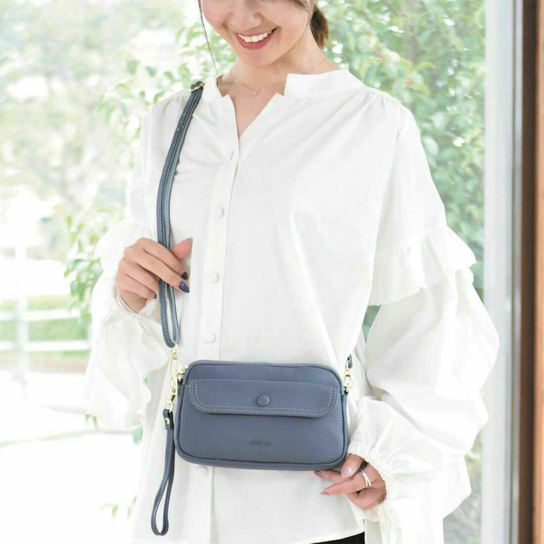 バルコス（BARCOS）/【BARCOS/バルコス】シュリンクレザー横長ポシェット BARCOS/バルコス】シュリンクレザー横長ポシェット | バルコス(BARCOS