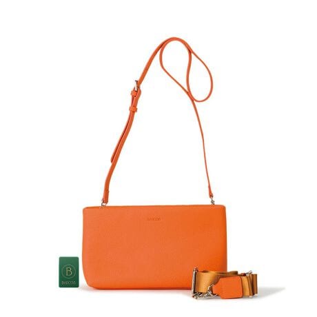 [^:BTV1243]VvȌڂɁA̋@\lߍ񂾂z|VFbgBɂ͑̃|PbgzuAڂ₷[͂QB2ނ̃V_[xgtĂAV[Cɍ킹ăX^C`FW\łBɁAX}zAvƘAugm`bvv𓋍ڂĂA̕ɂSBoRX̏nZpƁAIȃeNmW[ZAV̂߂̑_łBŁAX}[gȂo܂B