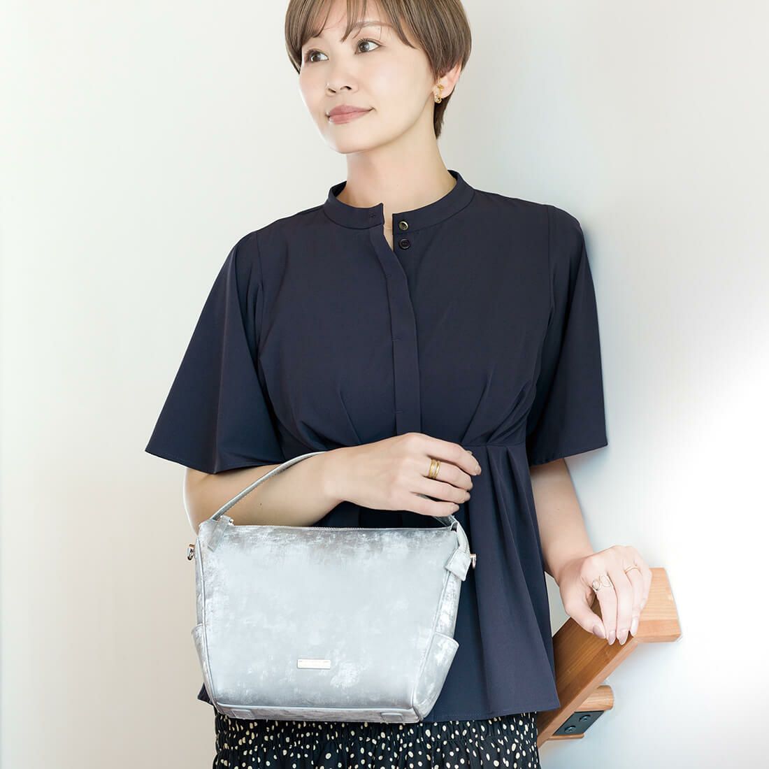 BARCOS/バルコス】シルキーレザー2wayハンドバッグ＜ヴェルーチェ