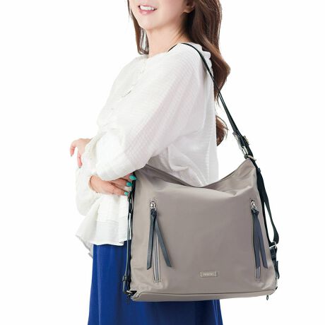 [^:BTV1022]iCƎRrvŎdĂjp3wayV_[obOBbNE|E΂ߊ|3waydlŁAobOɂꂼ̎dlłgpXgbvĂAǂ̎dlOoŕό`\łBhbOzbNȂǂ̏dgpȂƂŌyʐ݌vɎdグ܂BO킹čv8̃|PbgɉAɂ̓ybg{gz_[ƌt郊Ot̃pb`Ă̂ŁAו𐮗ڂĎ[\łB