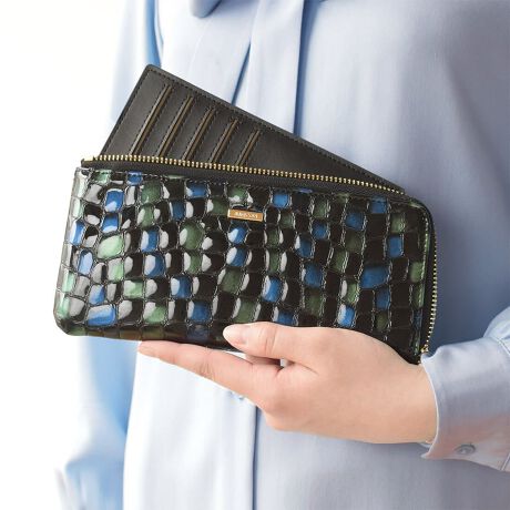 [^:BTV686]̂3F̃J[OIȃ\tgXehKXU[EHbgBNR_C̍ӂ钷z͎茳т₩ɍʂA퐶ɂƂ߂^Ă܂BvȂł͂̏_炩ɂ悭݂܂B2ɊJL^t@Xi[̗pĂAJ[h12[łJ[h|PbgtŁAg₷ɂzłBu~v̈ȂǃfBeB[ɂ肪l܂Ă܂Bz{̂ƓF̃J[hP[XtB@\ɂŗDGȂzłB