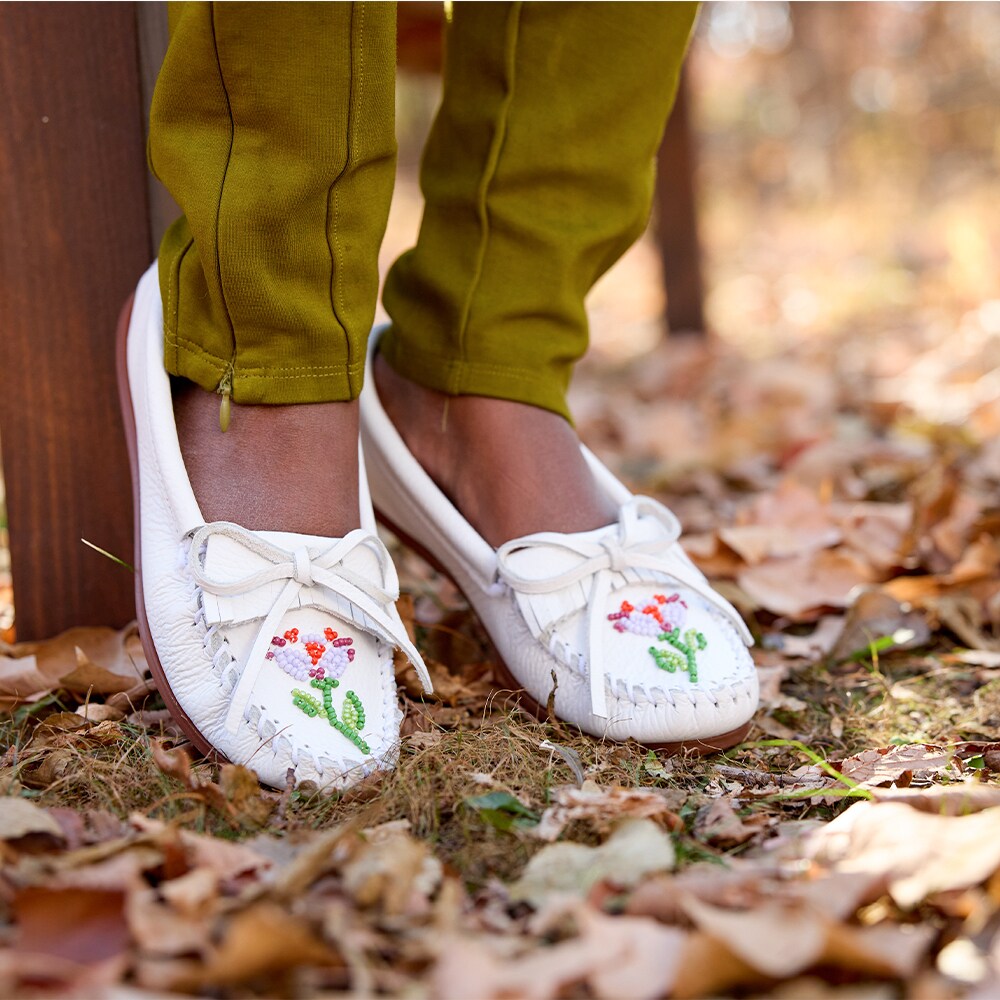 [}C]r[Y JV ZIIGWAN WAABIGWAN MOC/~lgJiMINNETONKAj zCg