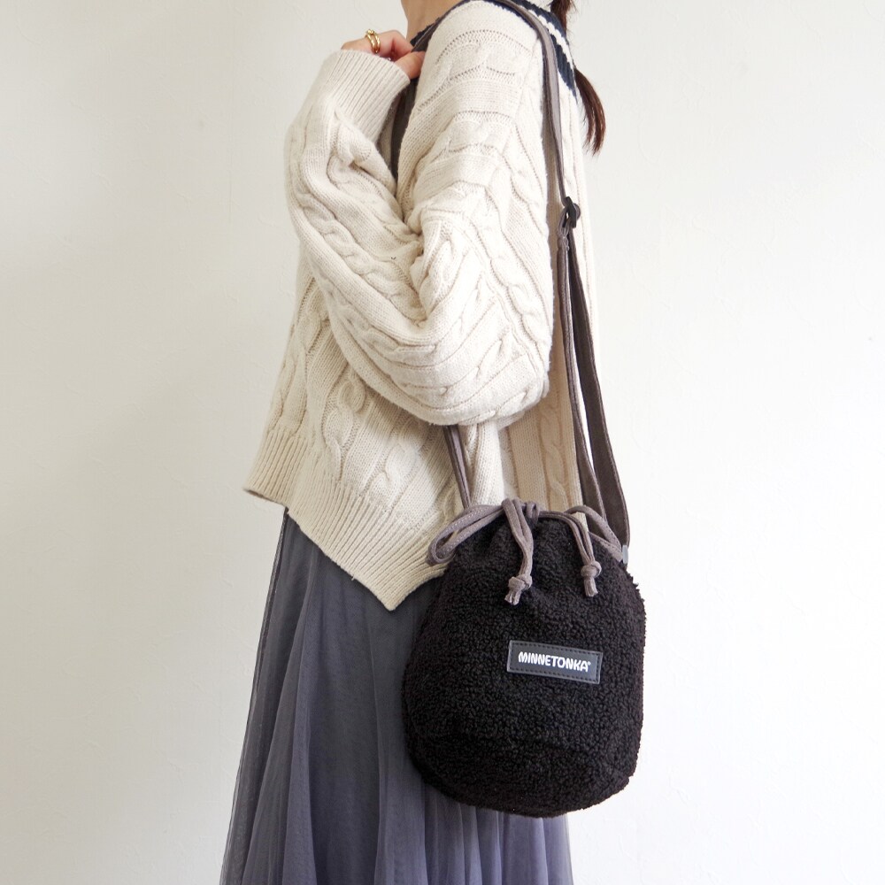ボア 巾着ショルダーバッグ PURSE BOA BAG | ミネトンカ(MINNETONKA