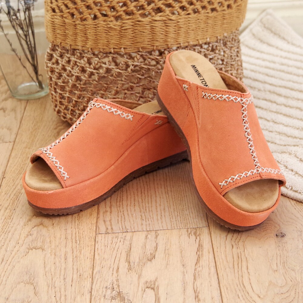 MINNETONKA  ミネトンカ グルカサンダル 厚底サンダル セール】ミネトンカ MINNETONKA アンクルストラップサンダル