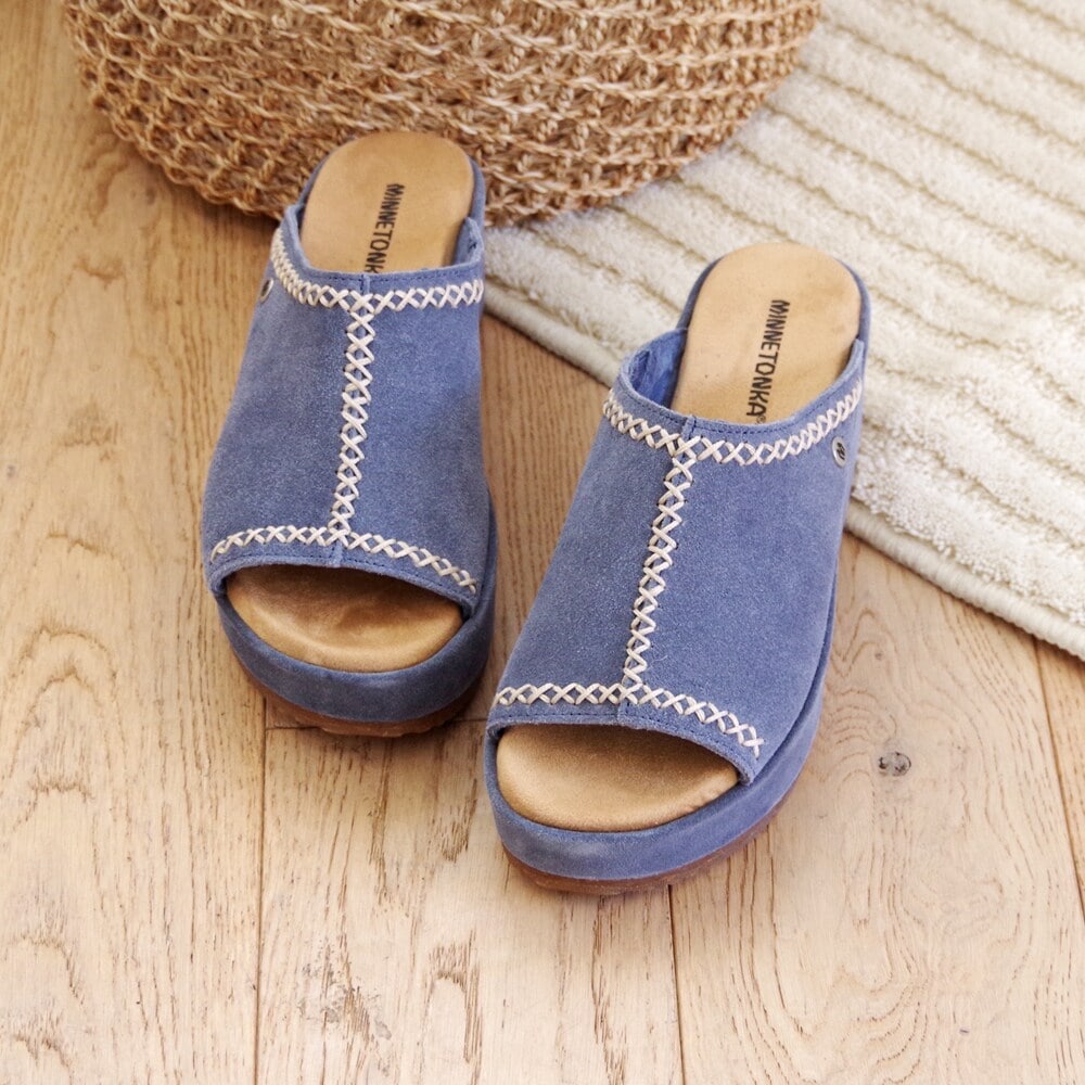 MINNETONKA  ミネトンカ グルカサンダル 厚底サンダル ミネトンカ（MINNETONKA）/ボリュームソール グルカサンダル