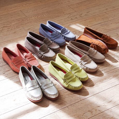 [^:MI-ME-PENNY]MinnetonkãJVV[YMEWfoI[t@[ɃXj[J[\[킹܂BǂȃV[ɂ}b`fUCŁAJWAGKg܂ŕL􂵂܂Byʃ\[ƊɂfUCŁAԂ̊OoKBȂ̃X^CɈĂ邱̈ꑫAЂIyTCYzbF16cmq[F1.5cmꕝF8cmd(Б)F230g@6C`ɂđByX^btpz23cm ([bpTCY36)bF20.5cm / F8.5cm / F23cm̓FAbpvX23.0cmAXj[J[23.5cm𗚂ƂłB˕S~lgJKILTY͂TC`łUC`ŃWXgłBC\[݂̌̂ŔɂłATCYƂĂ͂PTCY傫̂߂܂BJWAɂƊoƂɂgƎv܂ByӁznhCĥߑ傫nhXeb`Ȃǂ̃oقڑSĂ̏iɂČ󂯂܂BnhChȂł̖͂EƂāȀゲw܂悤肢v܂iɑ傫ڗ̂͌i̍ۂɏOĂ܂jBL̗RɂLZ͂qlsƂȂ܂B܂A[J[ɂuH゠蓾ȂvƔfsǕiɊւẮAԕif肷ꍇ܂̂ł܂悤肢v܂BɂĂ͌C̐ނ𓾂Ȃ̂܂Ƃ̏エ߉܂BpɎx̖Aɂ锠̂ԂA sǕiƂĂ̂ԕiȒΏۊOƂĂ܂BC͎̎ŎĂ܂悤肢܂BMINNETONKA1946N̑nƈȗA~lgJ̓AJENVbN̒ԂɂȂĂ܂B݃~lgJ̏íA˂̒n~l\^Bj[[NAhAēɎ܂ŐE̊XŖڂɂ邱Ƃł܂B~lgJ̑SẴV[Y͍ς邱ƂȂAōȋfނƓOꂵEl̋ZɂĎōĂ܂B咍ڂ̃{w~AX^Cɂ́A~lgJ̃tH[NÃV[Yob`͂܂܂B