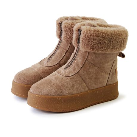 [^:MI-25M04]25H~Vy{[\[~㎿XG[hAl킢Wbvu[czȂꊴ~hAl̓~u[cVoIgȟfUCɁA炩ȃXG[hfނƂӂӂ̃{ACjO킹AڂSngȈꑫB㎿ȃXG[hfނɁA؂ւfUC̃Abp[ƏcɑtgWbvc̃CAXbLI{[̂ꃉo[\[́AڈȏɌyAAEg\[͋ȐɗDĂ邽߁A1ĂɂXgXt[݌vBWbv邱ƂŗLAEX[YłBܐɊۂ݂EhVGbgƁAɂ͑܂łӂݍރ{ACjOŌڂl킢łȂA₦G߂łh͂L[vBJ[́A[݂ƗO[WEubNEuE3FWJBlJWAi`ŃLC߂ȃJWAX^Cɂ킹₷\u[cłBTCY\L̓TCY7i23.5cmj8i24.0cmj9i24.5cmjłA傫ڂׁ̍̈ATCY7i24.0cmj8i25.0cmj9i26.0cmj̃TCYɂȂ܂ByuhЉz1946N̑nƈȗA~lgJ̓AJENVbN̒ԂɂȂĂ܂B݃~lgJ̏íA˂̒n~l\^Bj[[NAhAēɎ܂ŐE̊XŖڂɂ邱Ƃł܂B~lgJ̑SẴV[Y͍ς邱ƂȂAōȋfނƓOꂵEl̋ZɂĎōĂ܂B